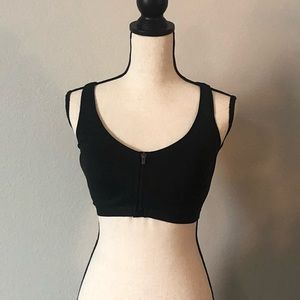 Victoria’s Secret Front-Close Knockout Sports Bra